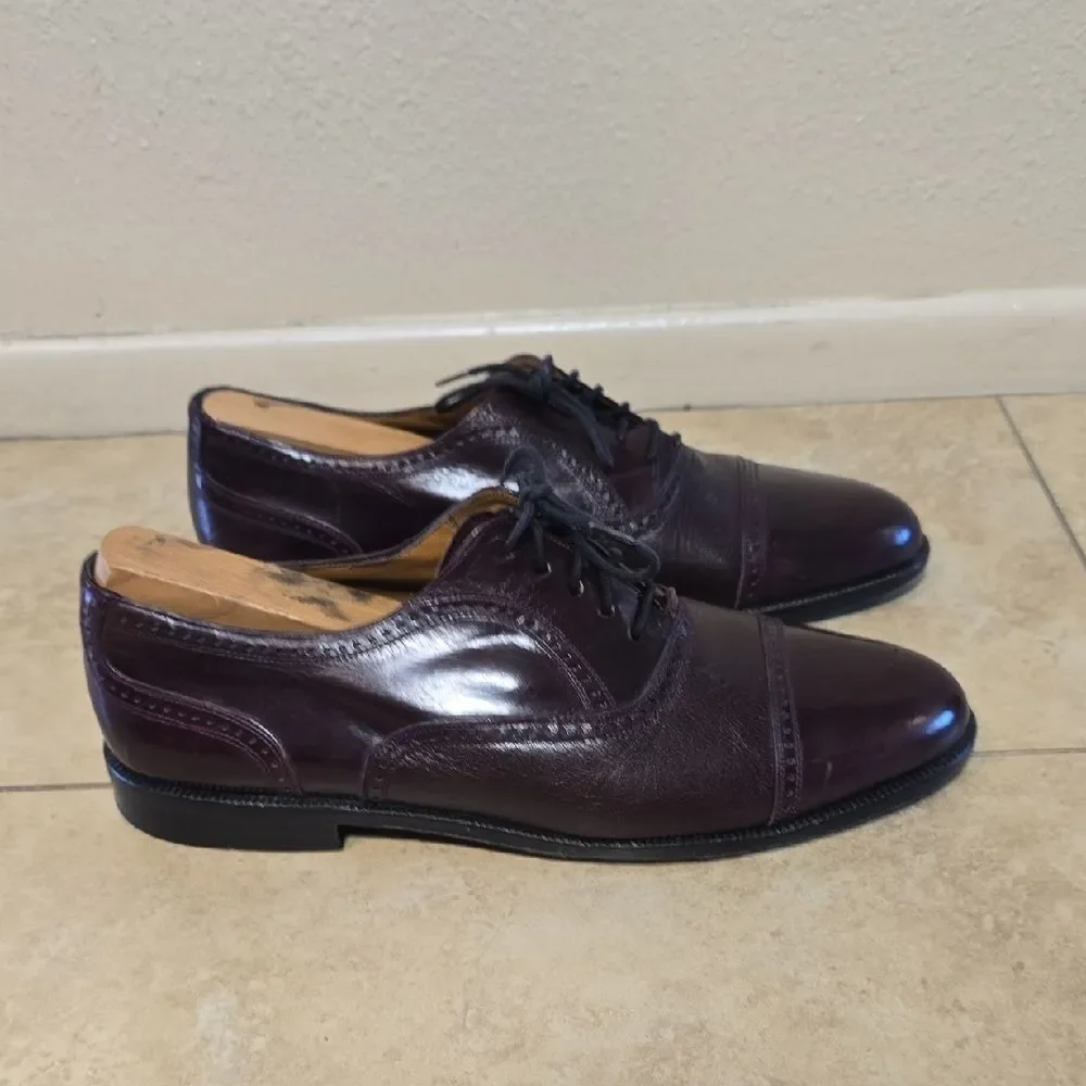 Mezlan Men's Oxford Shoes in Rich Burgundy